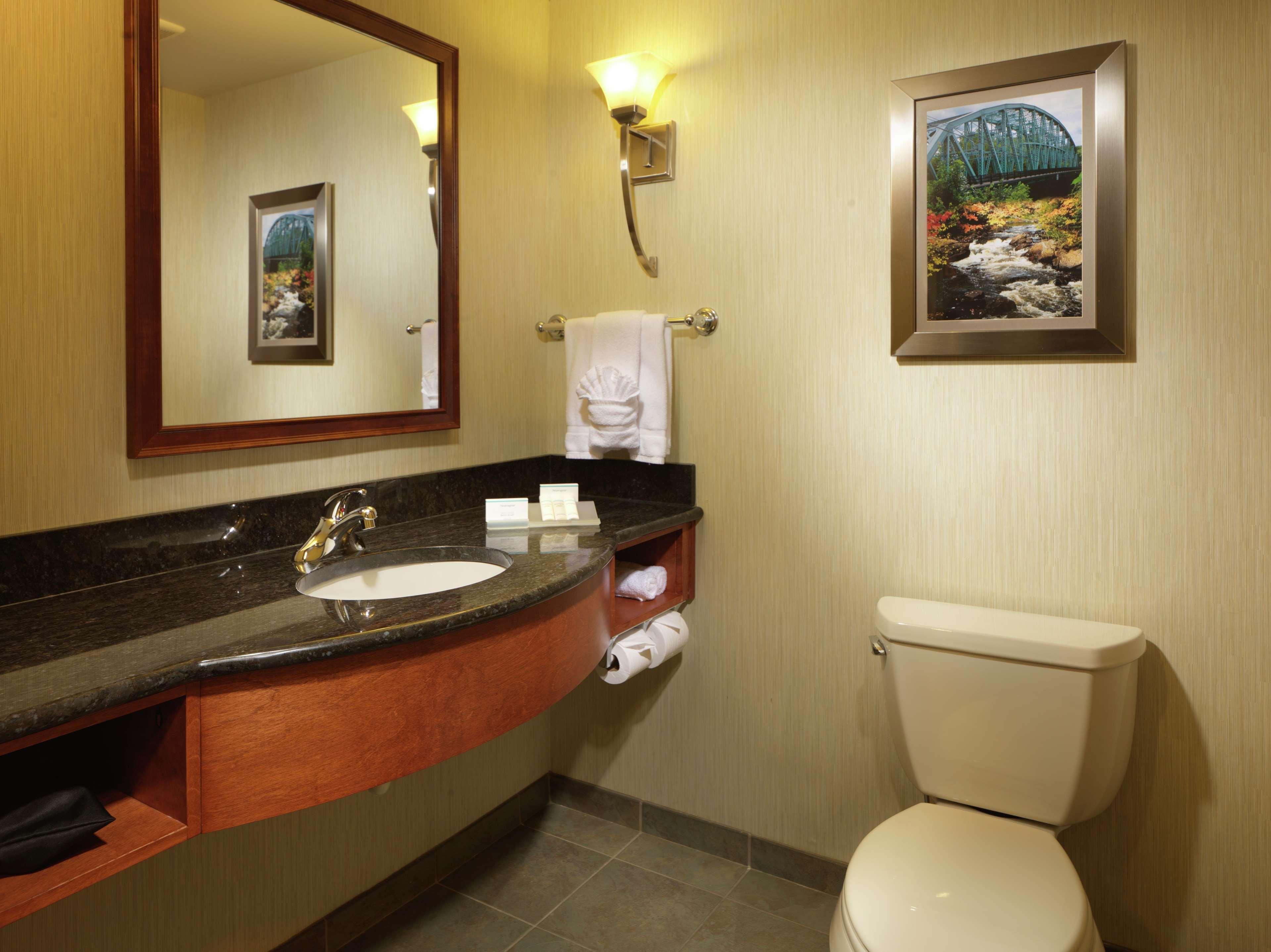 Hilton Garden Inn Milford Buitenkant foto