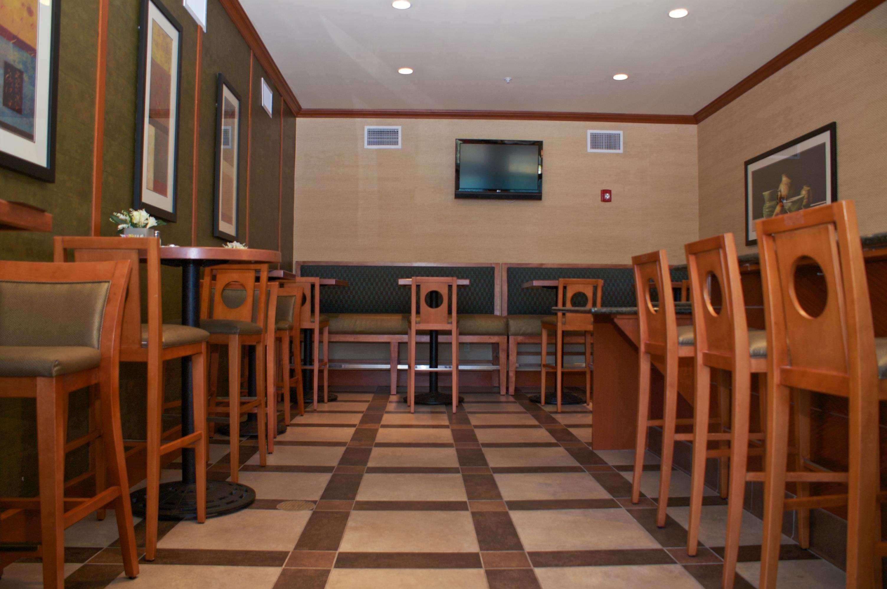 Hilton Garden Inn Milford Buitenkant foto