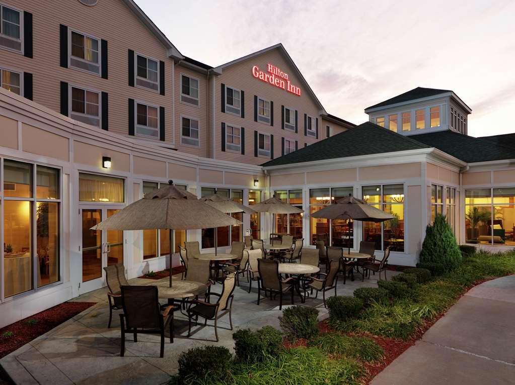 Hilton Garden Inn Milford Buitenkant foto