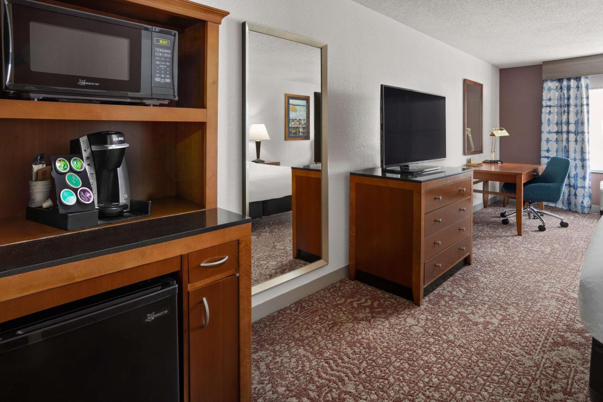 Hilton Garden Inn Milford Buitenkant foto