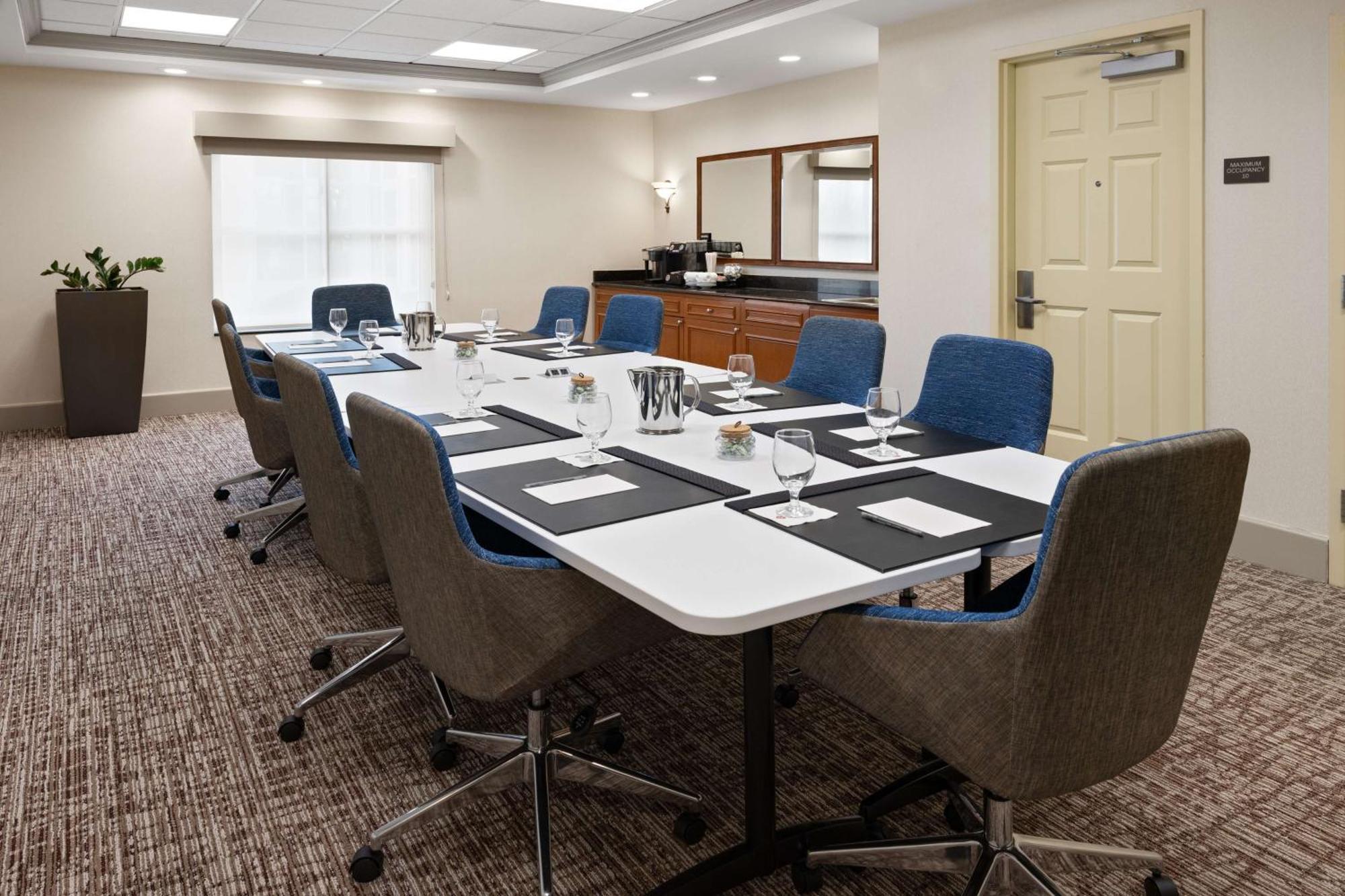 Hilton Garden Inn Milford Buitenkant foto