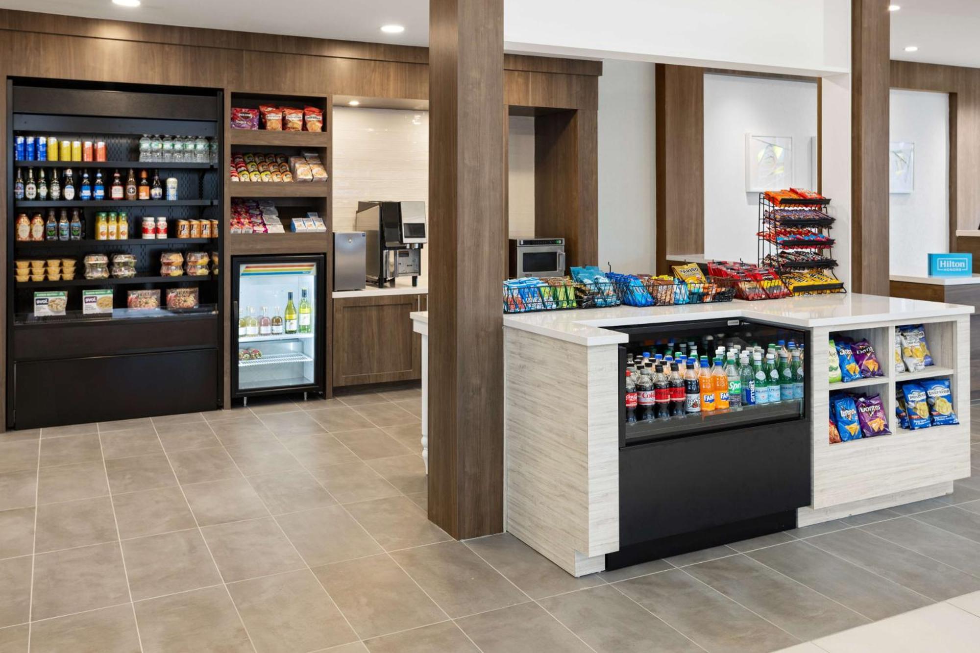 Hilton Garden Inn Milford Buitenkant foto
