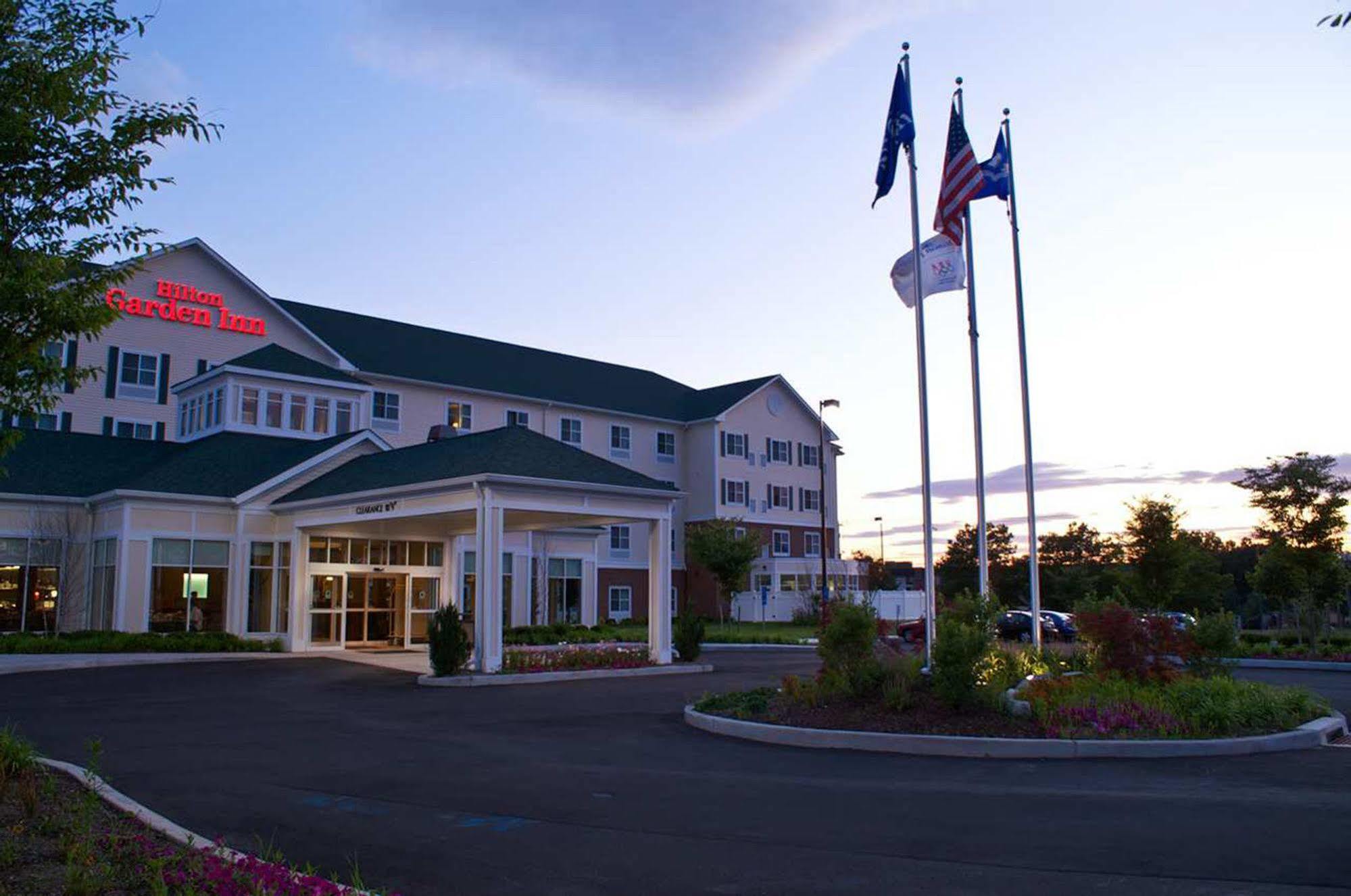 Hilton Garden Inn Milford Buitenkant foto